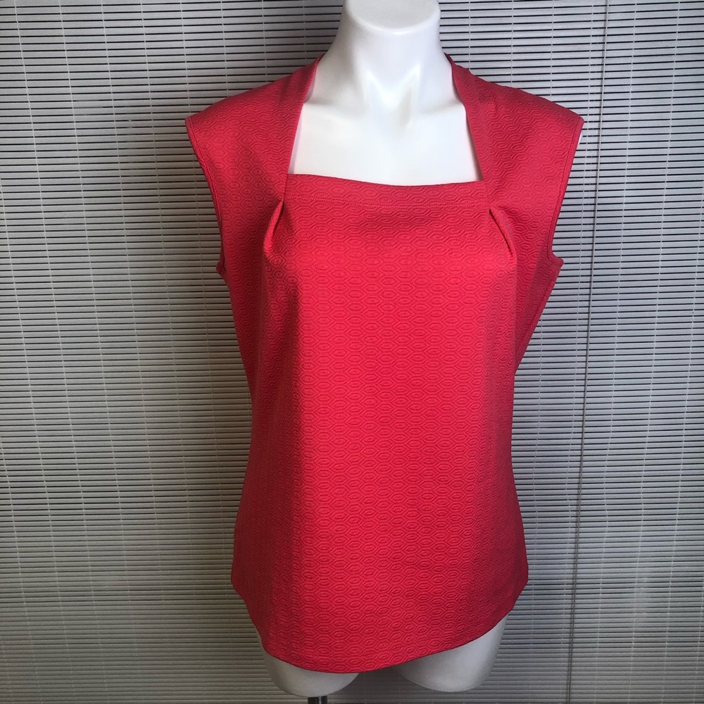 Coral Square Collar Sleeveless Jones Studio Top